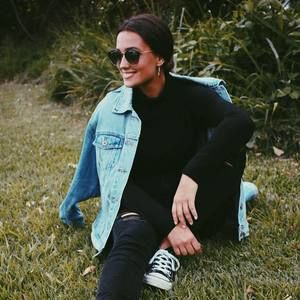 Meet your Posher, Riley